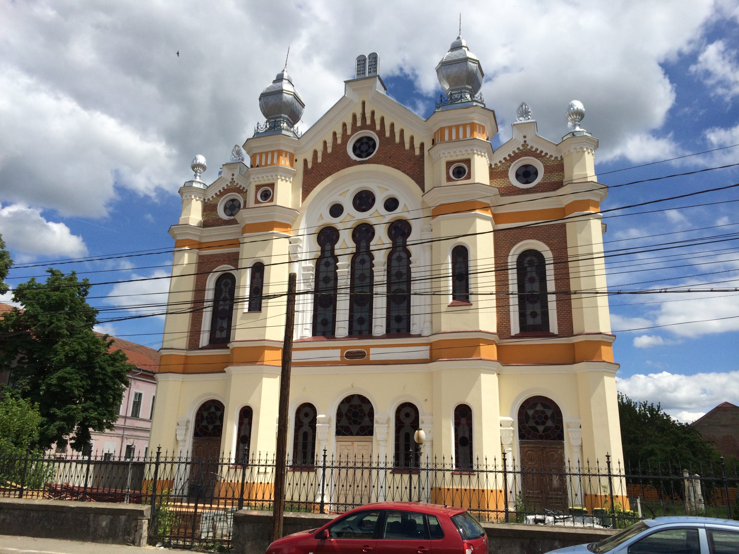 synagogue_doradea_pour_illdeg_pages