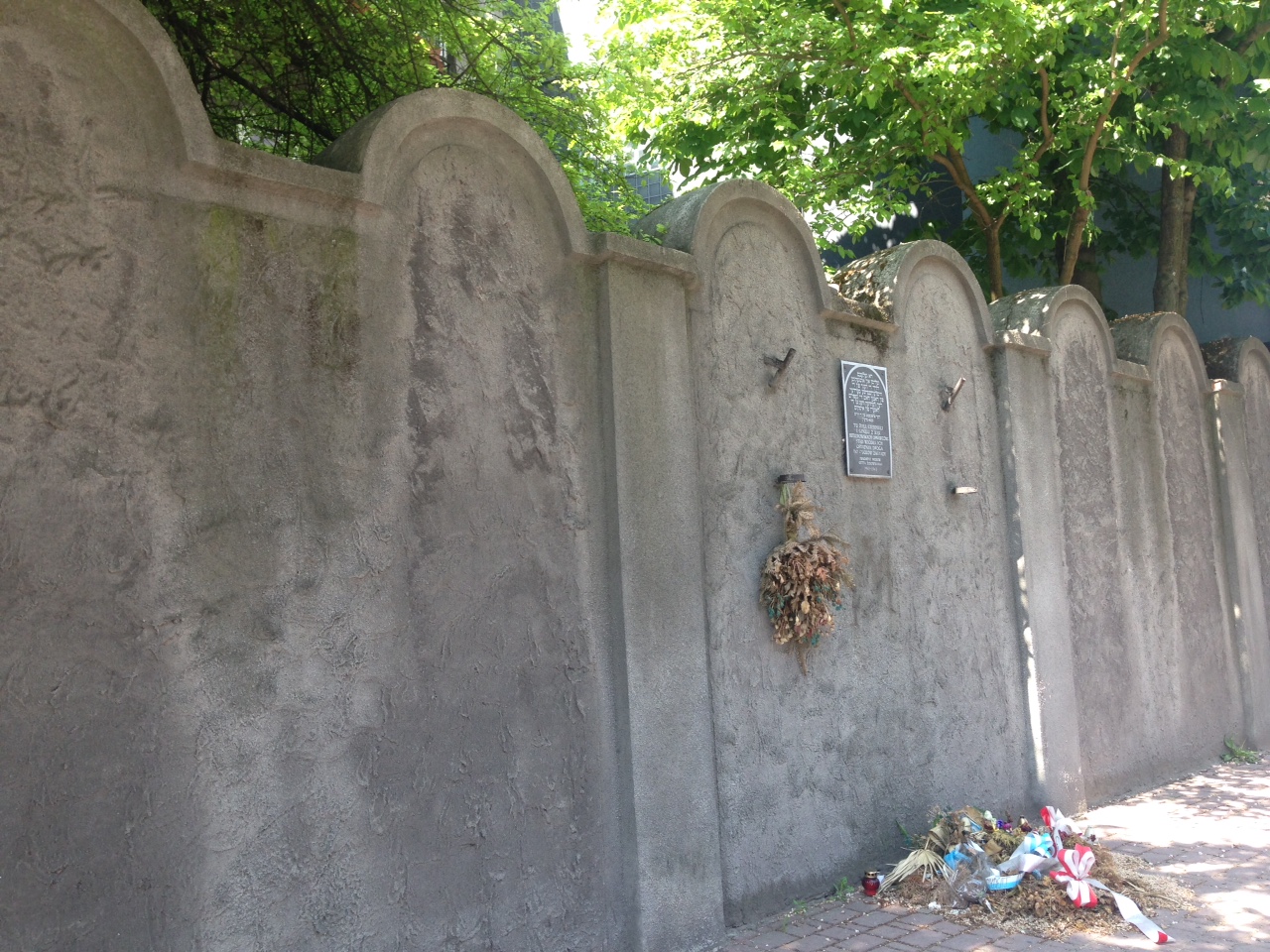 le_mur_du_ghetto_de_krakow